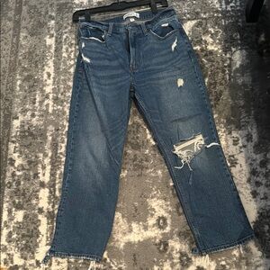 Abercrombie & Fitch Ankle Straight Ultra High Rise Jean